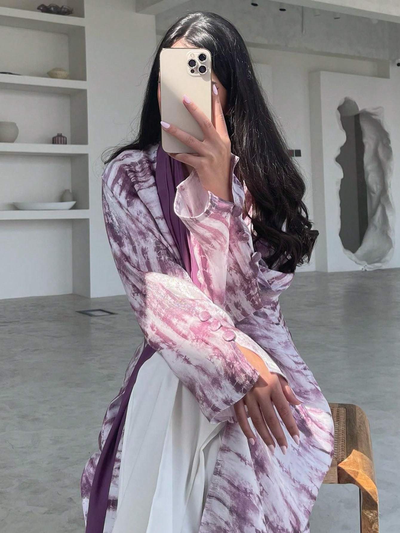 Elegant Turkish – Pink & White Floral Abaya