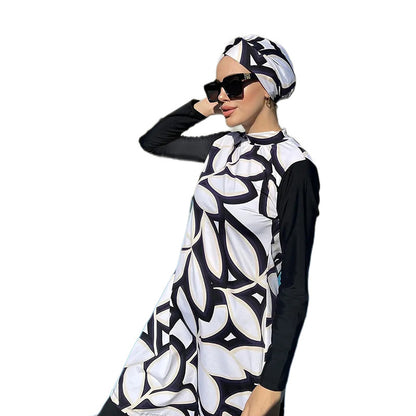 Women's White Printed Long Sleeved Pants Set With Hat