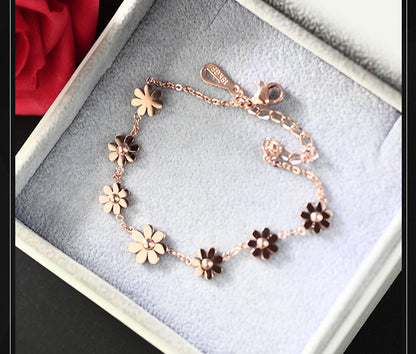Elegant Small Daisy Anklet