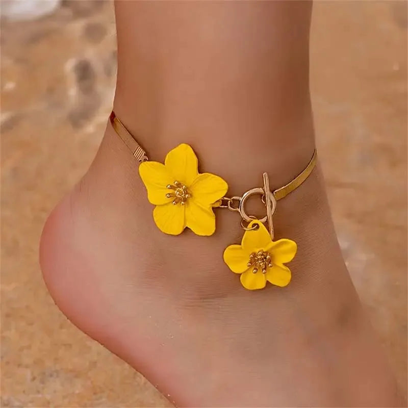 Elegant flower anklet
