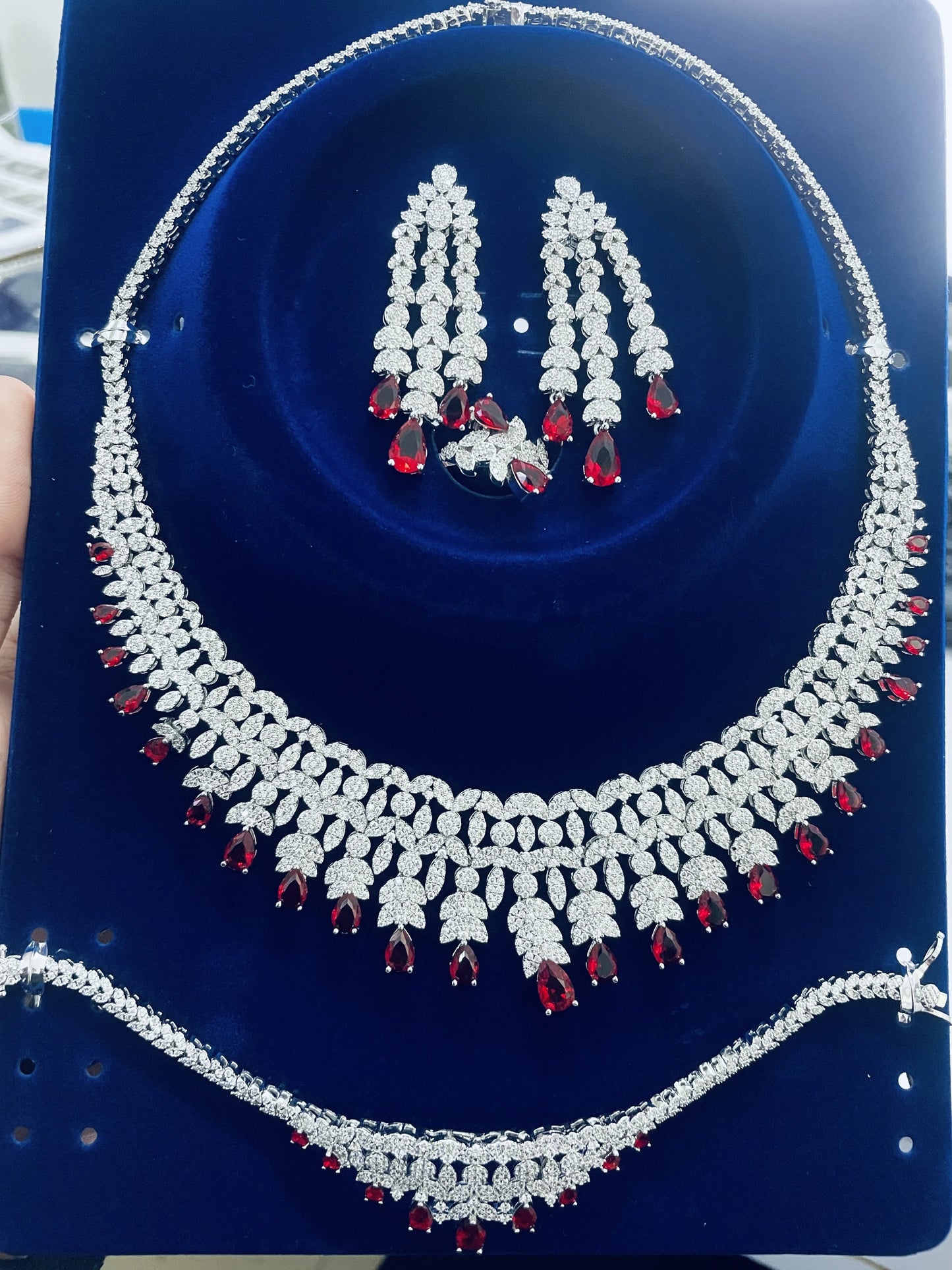 Hoop Elegance Radiance Set