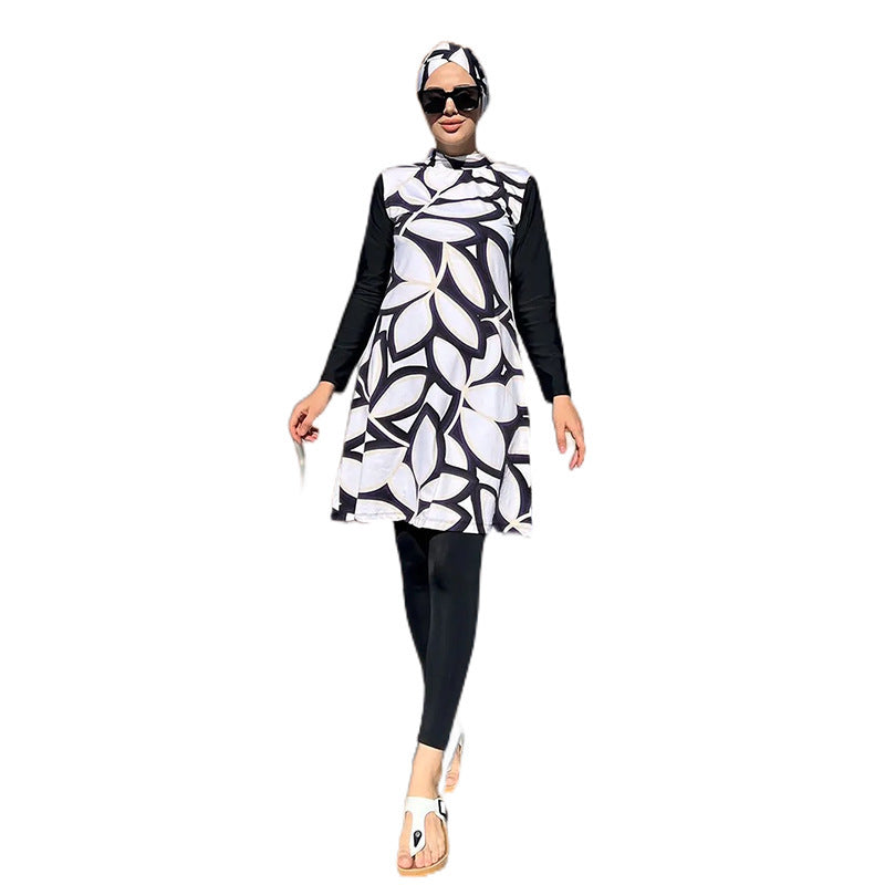 Women's White Printed Long Sleeved Pants Set With Hat